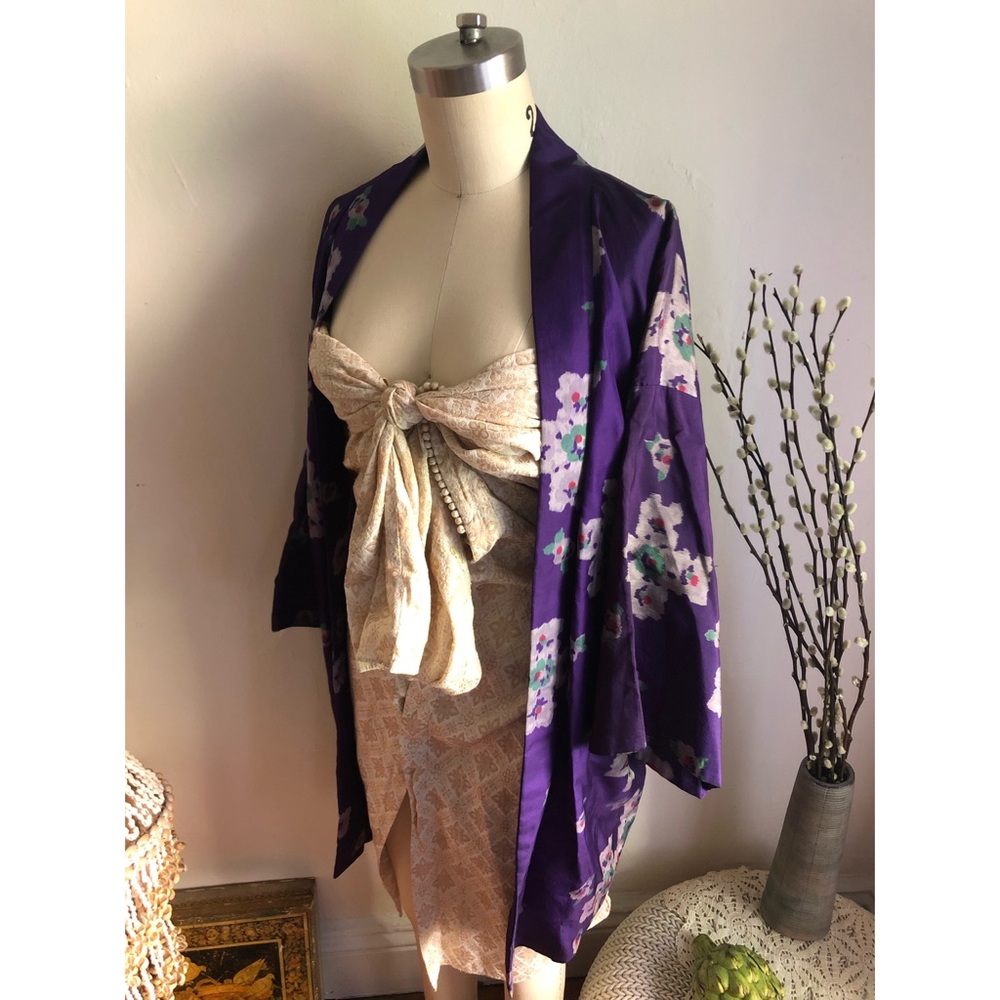 Authentic-Silk-Vintage-Reversible Floral-Kimono - Picture 3 of 16